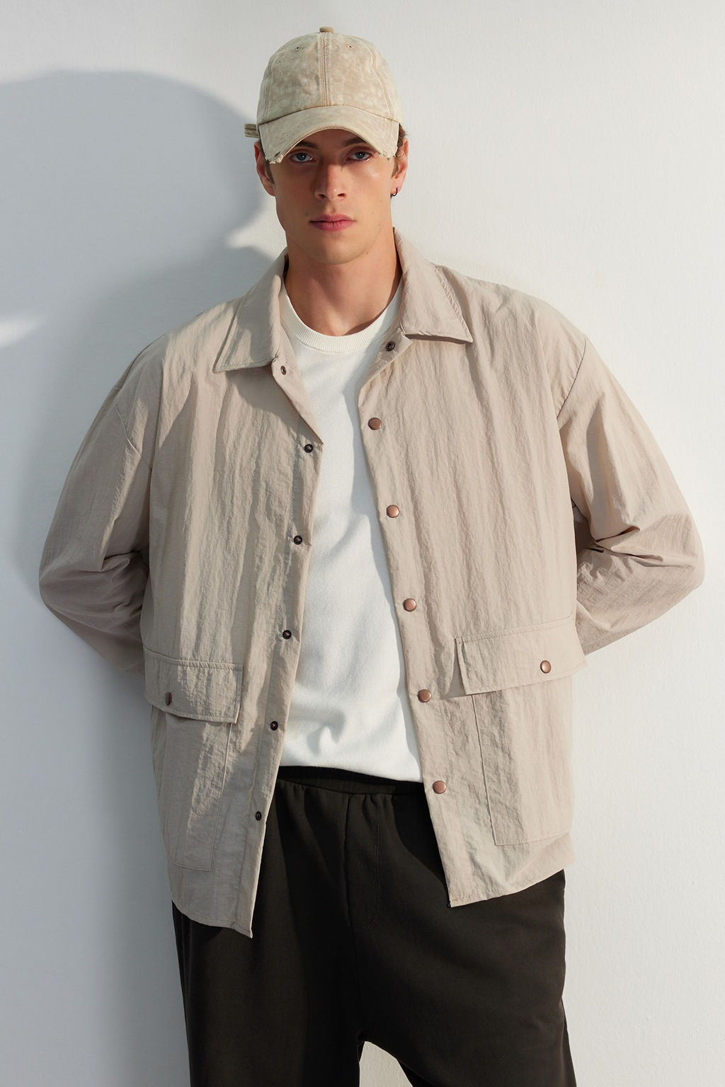 TRENDYOL MAN Premium Tas Oversize Fit C?t C?t Kapamal? Teknik Kumas Parasut Gomlek TMNAW24GO00029 - Trendyolmilla фото 5