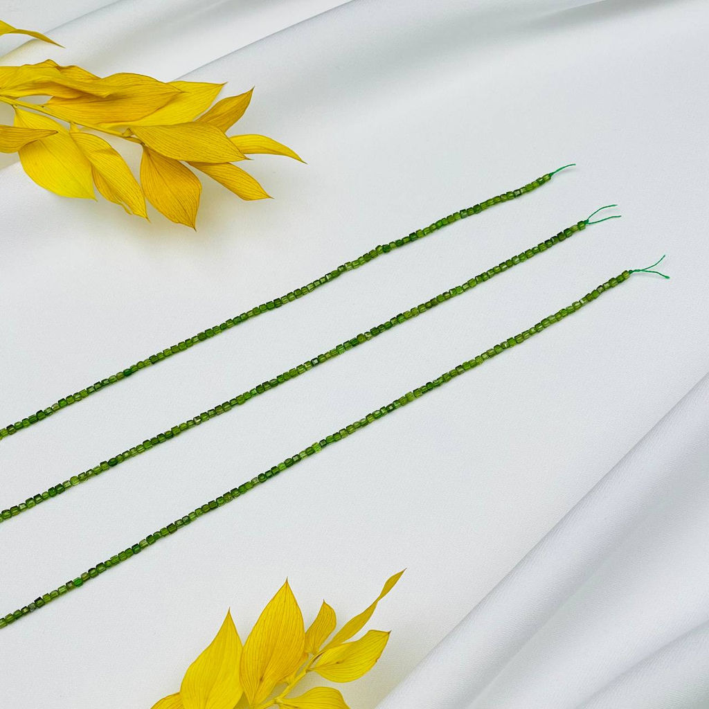 Бусины для украшений из Хромдиопсида 40 см