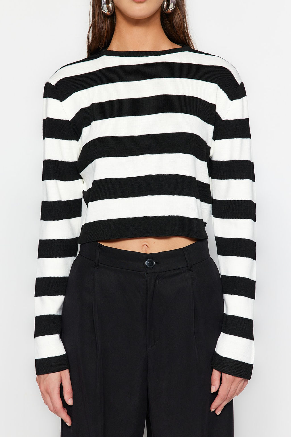 Siyah Crop Basic Cizgili Triko Kazak TWOAW23KZ00034