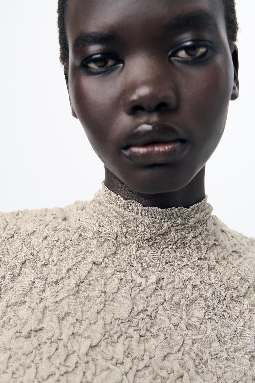 CREASED-EFFECT KNIT TOP - Zara фото 4