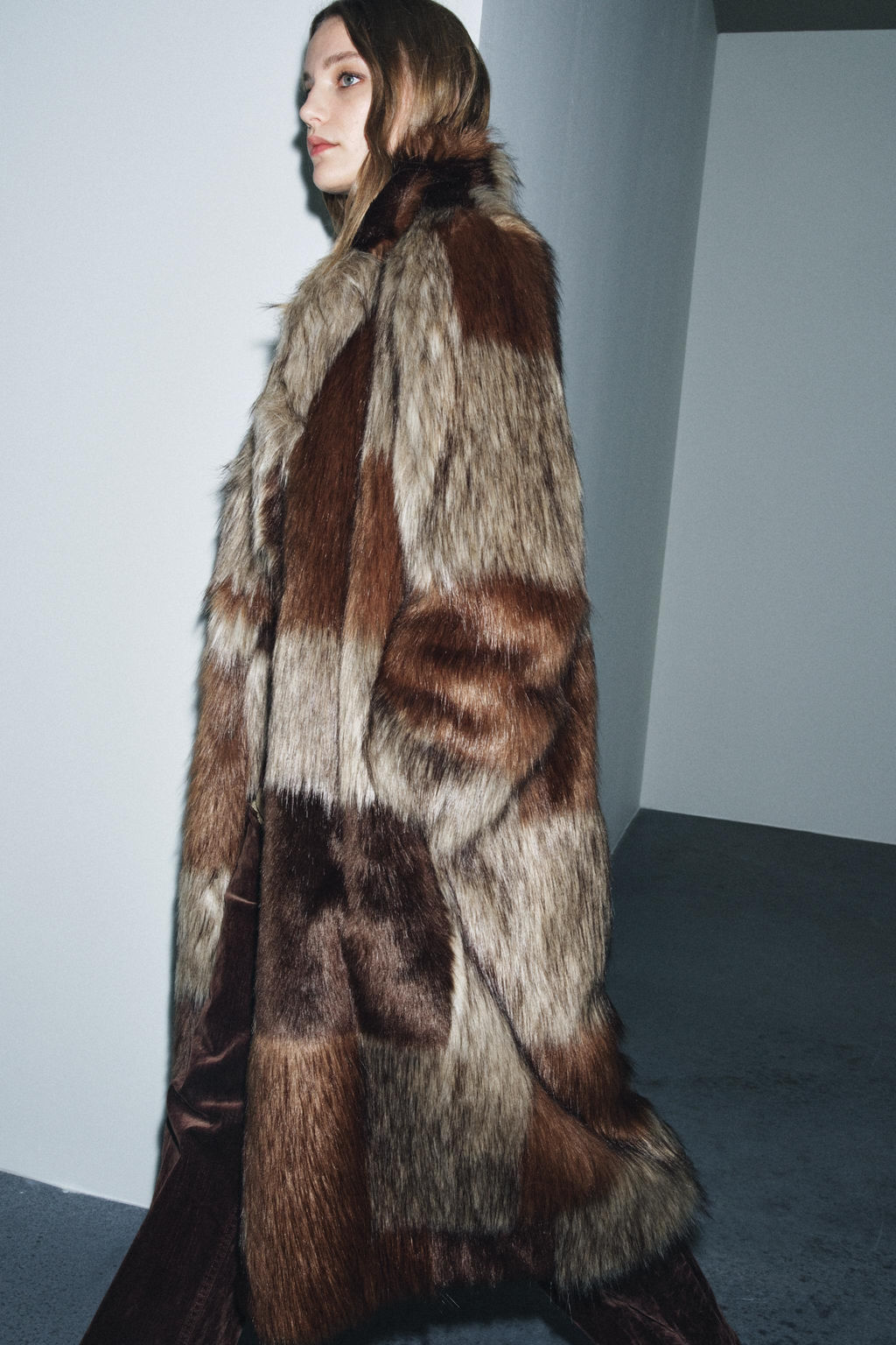 PATCHWORK FAUX FUR COAT ZW COLLECTION LIMITED EDITION - Zara фото 4