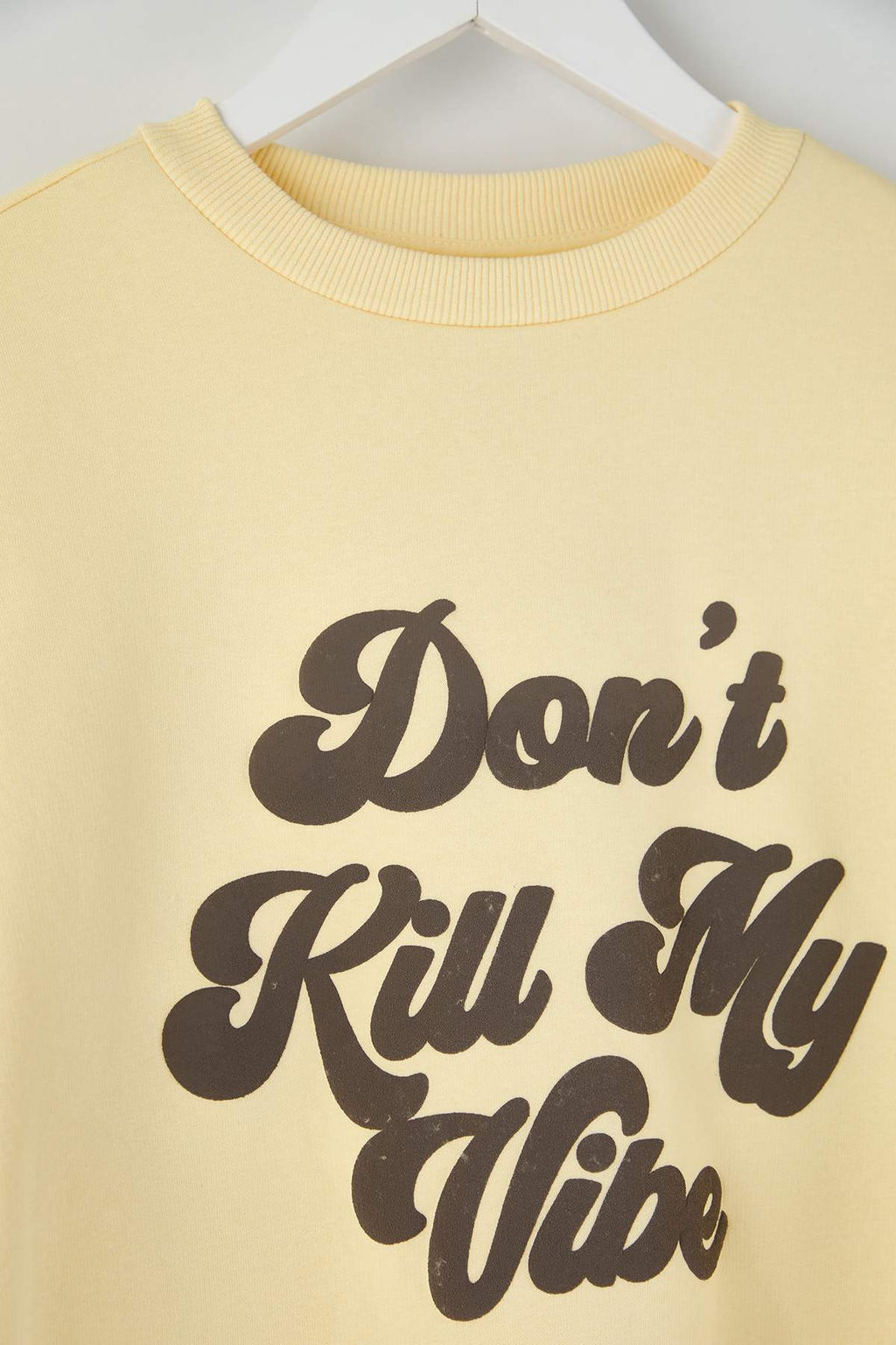 Teen Sar? Kabartma Slogan Bask?l? Oversize/Genis Kal?p Kal?n Orme Sweatshirt TWOAW26SW00172 - Trendyolmilla фото 2