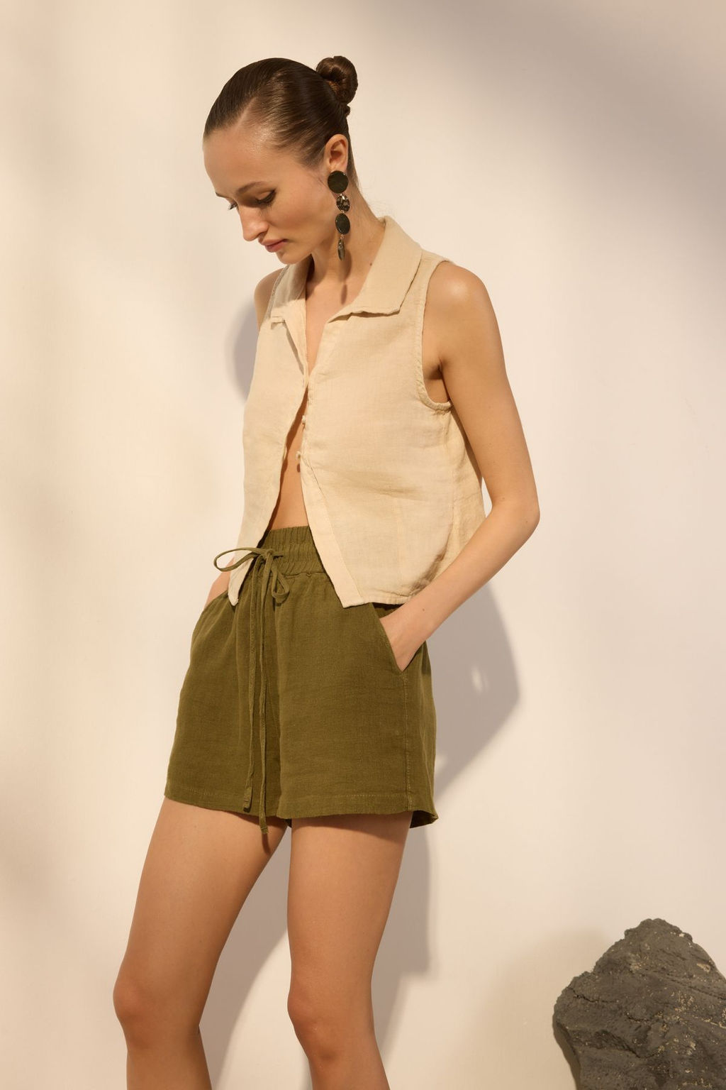 Haki %100 Keten Beli Lastikli Yuksek Bel Sort TWOSS23SR00319