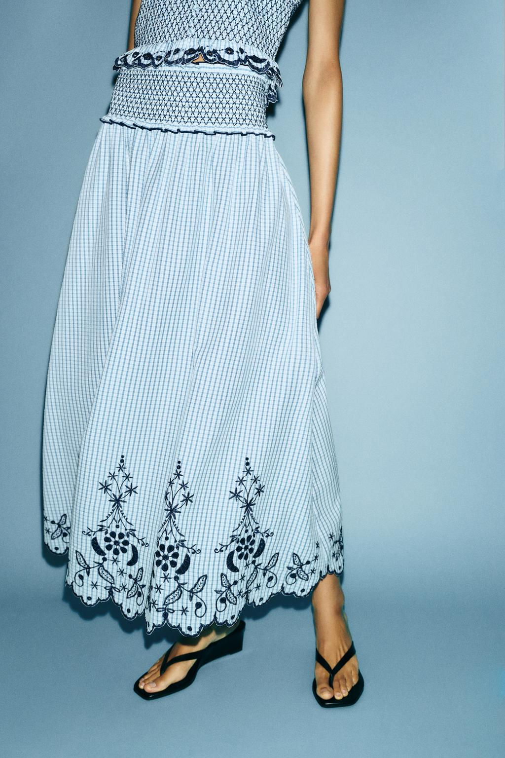 EMBROIDERED CHECK MIDI SKIRT - Zara фото 2
