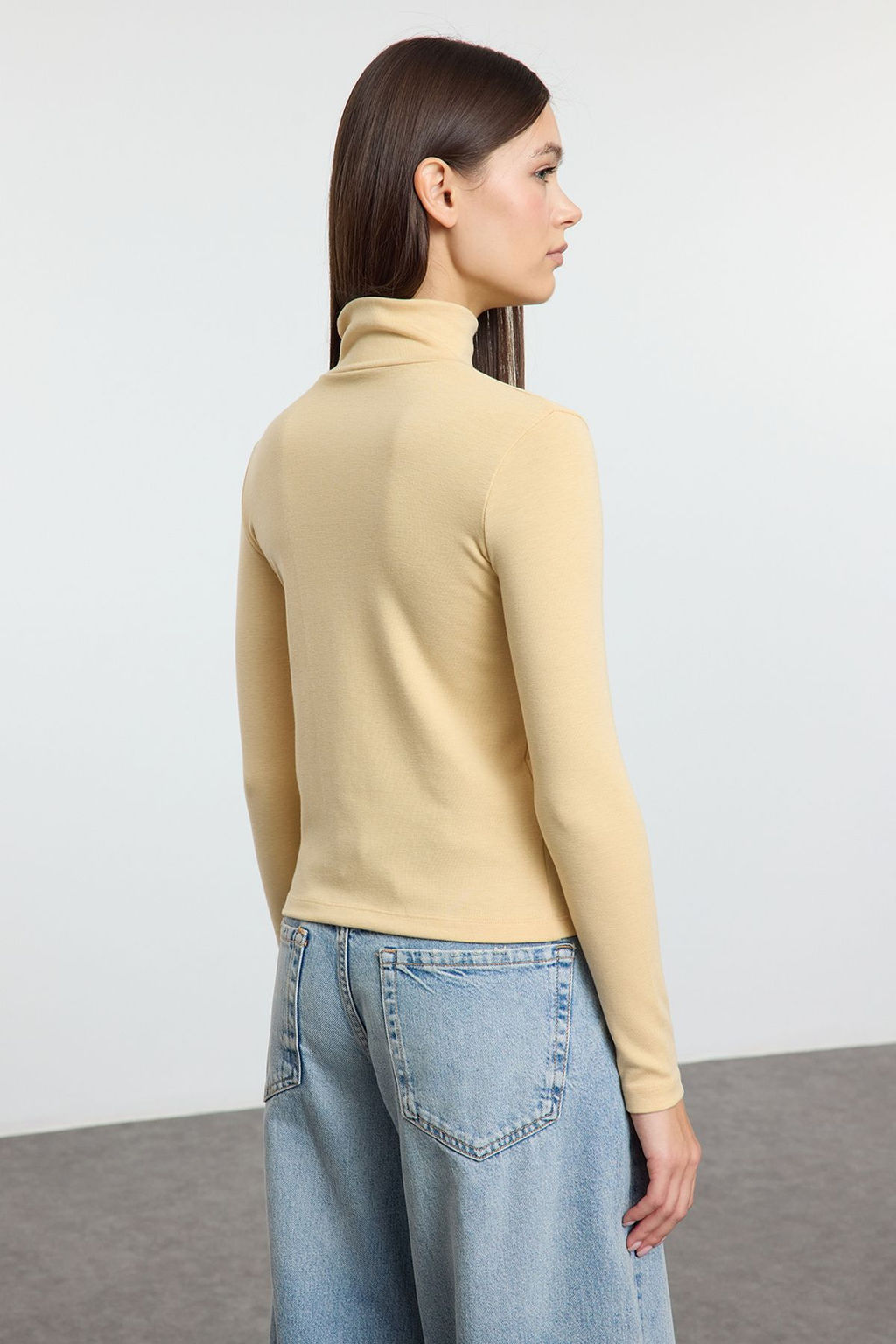 Trendyolmilla Bordo Premium Yumusak Kumasl? Bal?kc? Yaka Fitted/Vucuda Oturan Esnek Orme Bluz TWOAW24BZ00119 фото 11