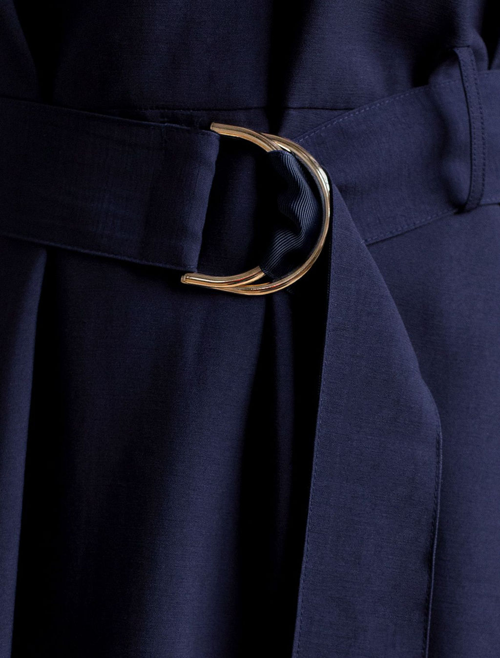 Платье-рубашка А-силуэта с поясом и карманами из плотного лиоцелла - Vilatte фото 2