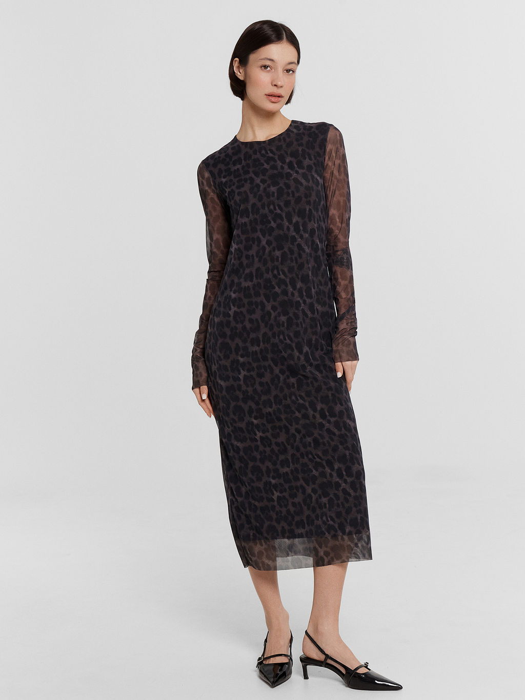 Платье женское серое с леопардовым принтом леопард на сером 152606 - Mark formelle фото 3