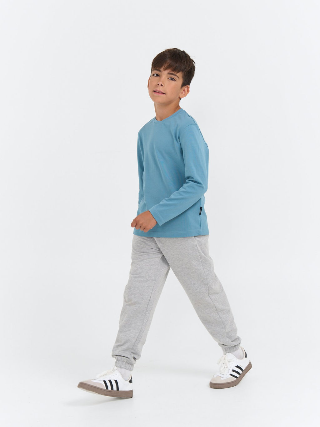 Джоггеры облегченные "Серый меланж" с карманами 7+