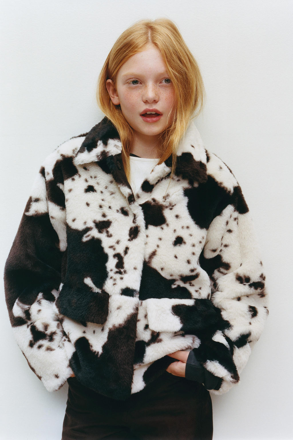 FAUX FUR COW PRINT JACKET - Zara фото 9