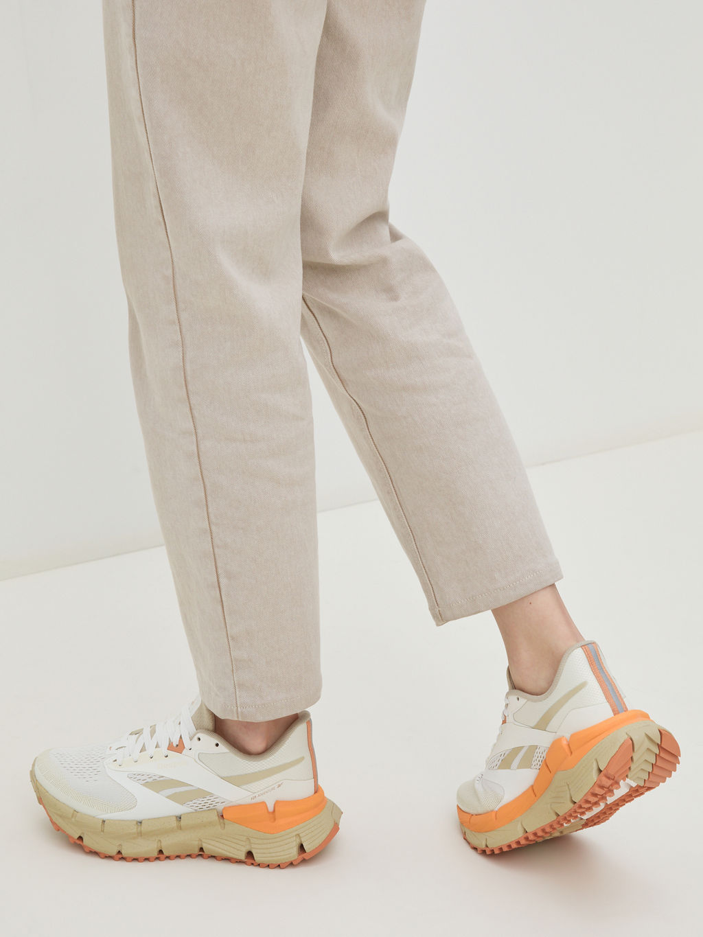 Женские кроссовки REEBOK FLOATZIG ADVENTURE 1 Артикул 4123645, бежевый