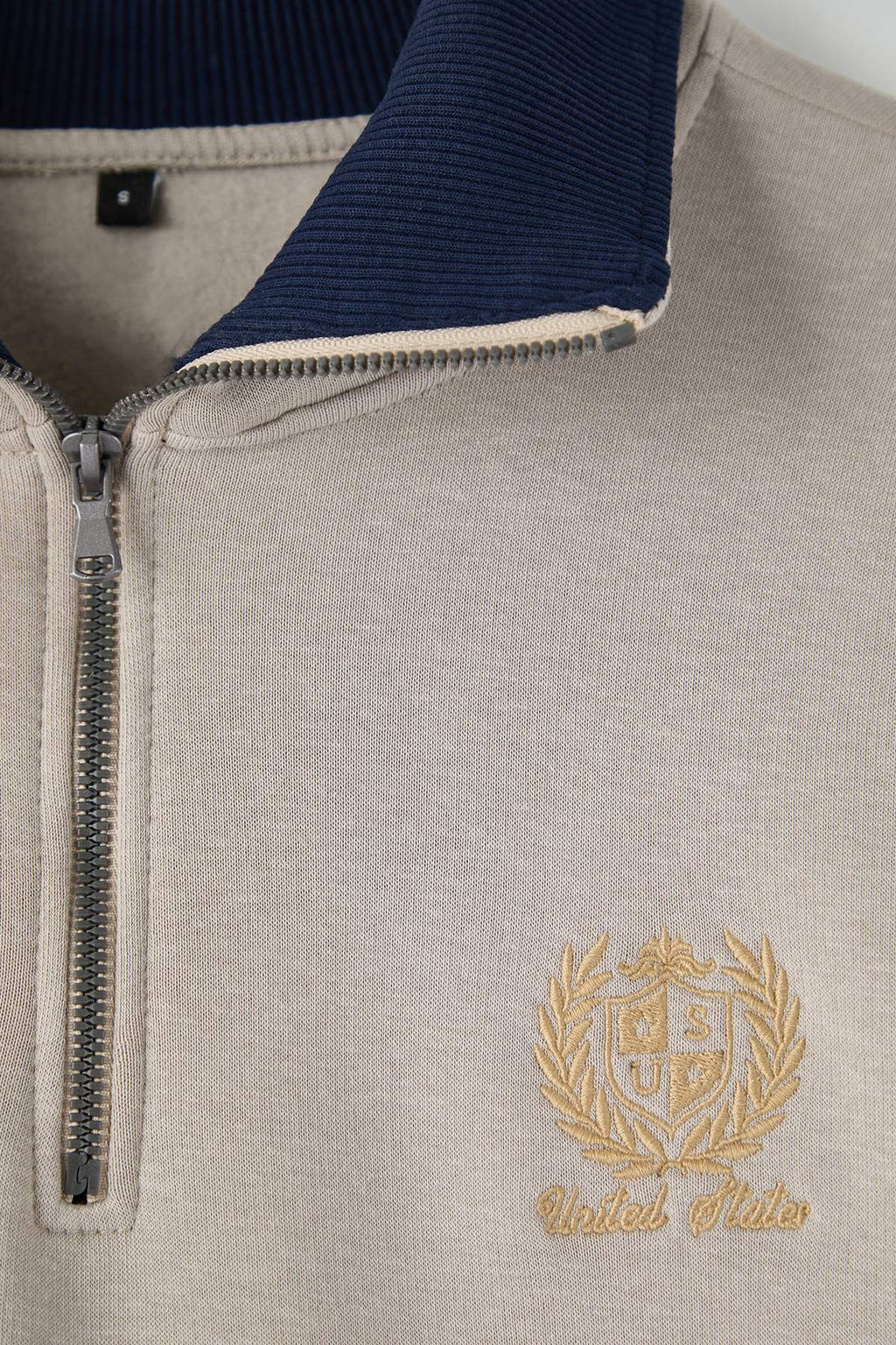 Gri Oversize Dik Yaka Fermuarl? Ici Polarl?/S?cak Tutan Nak?sl? Sweatshirt TMNAW25SW00081