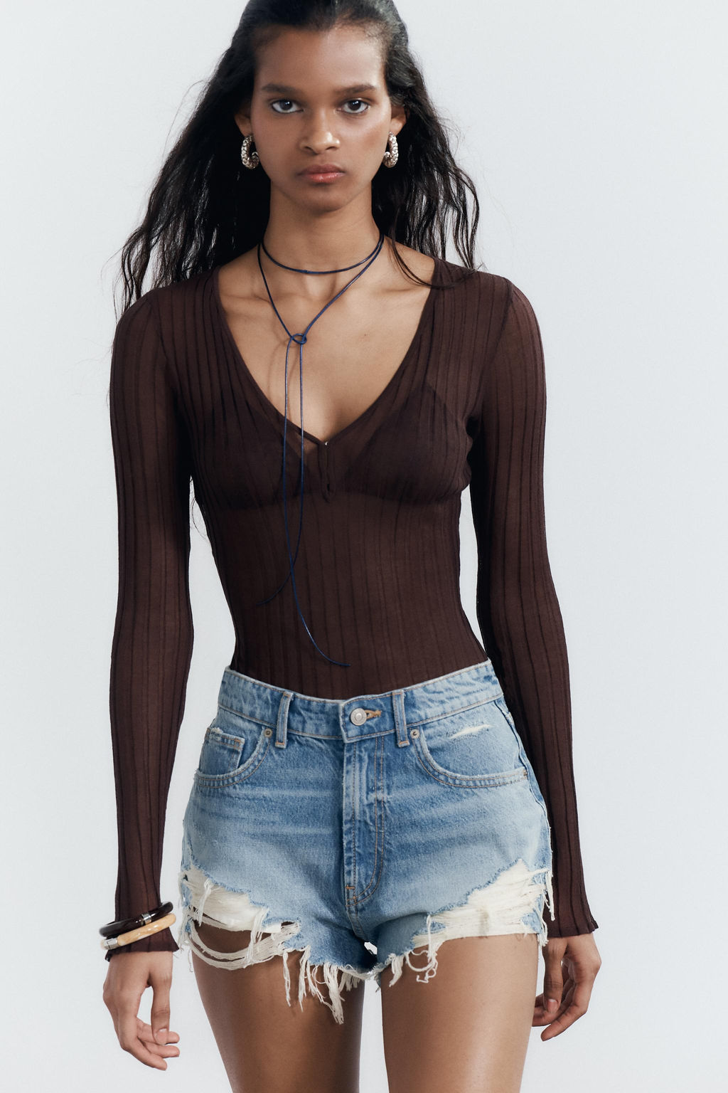 HIGH-WAIST CURVED DENIM SHORTS - Zara фото 2