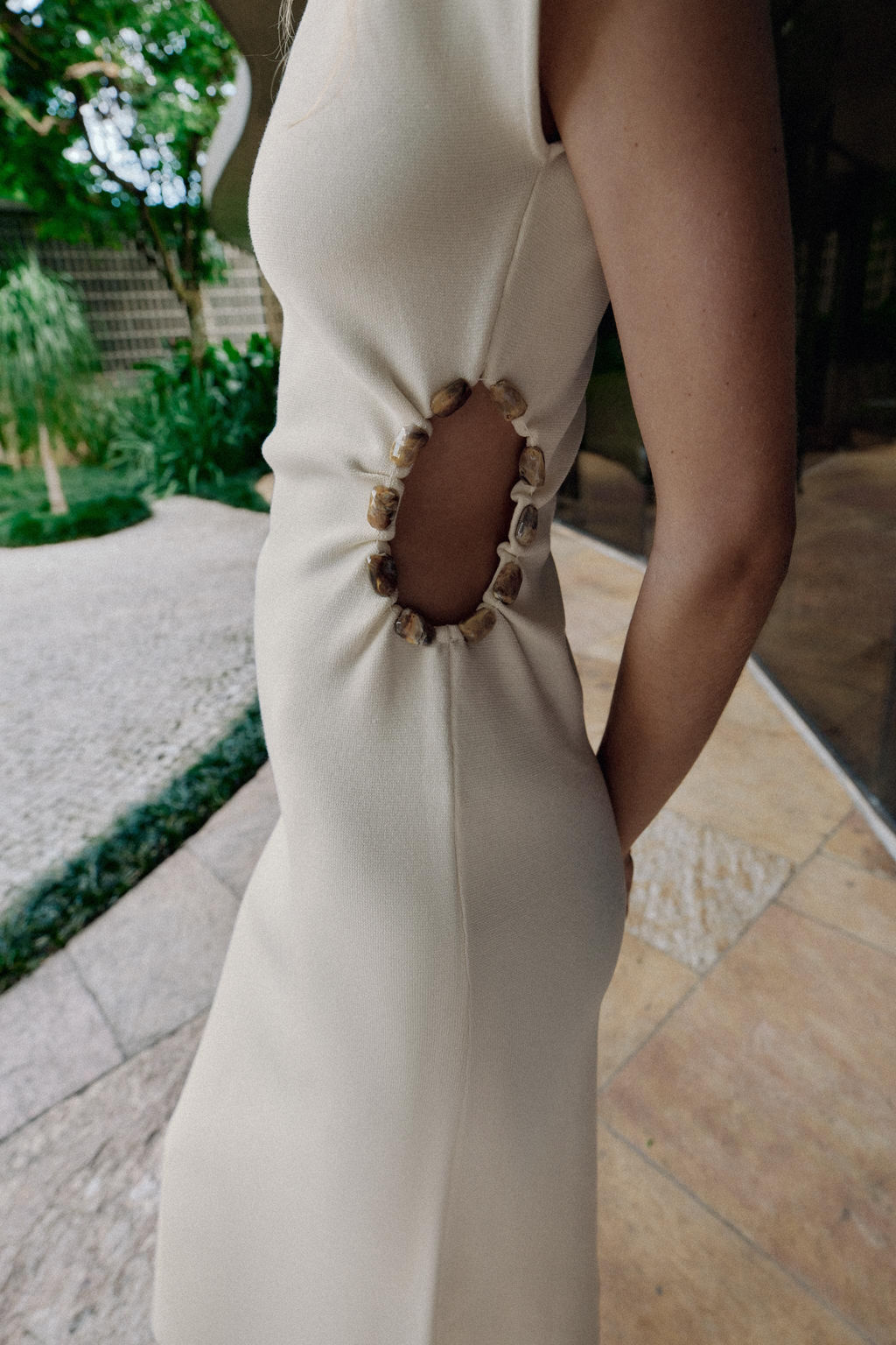 VESTIDO PUNTO CUT OUT BOLAS / Crudo - Zara фото 4