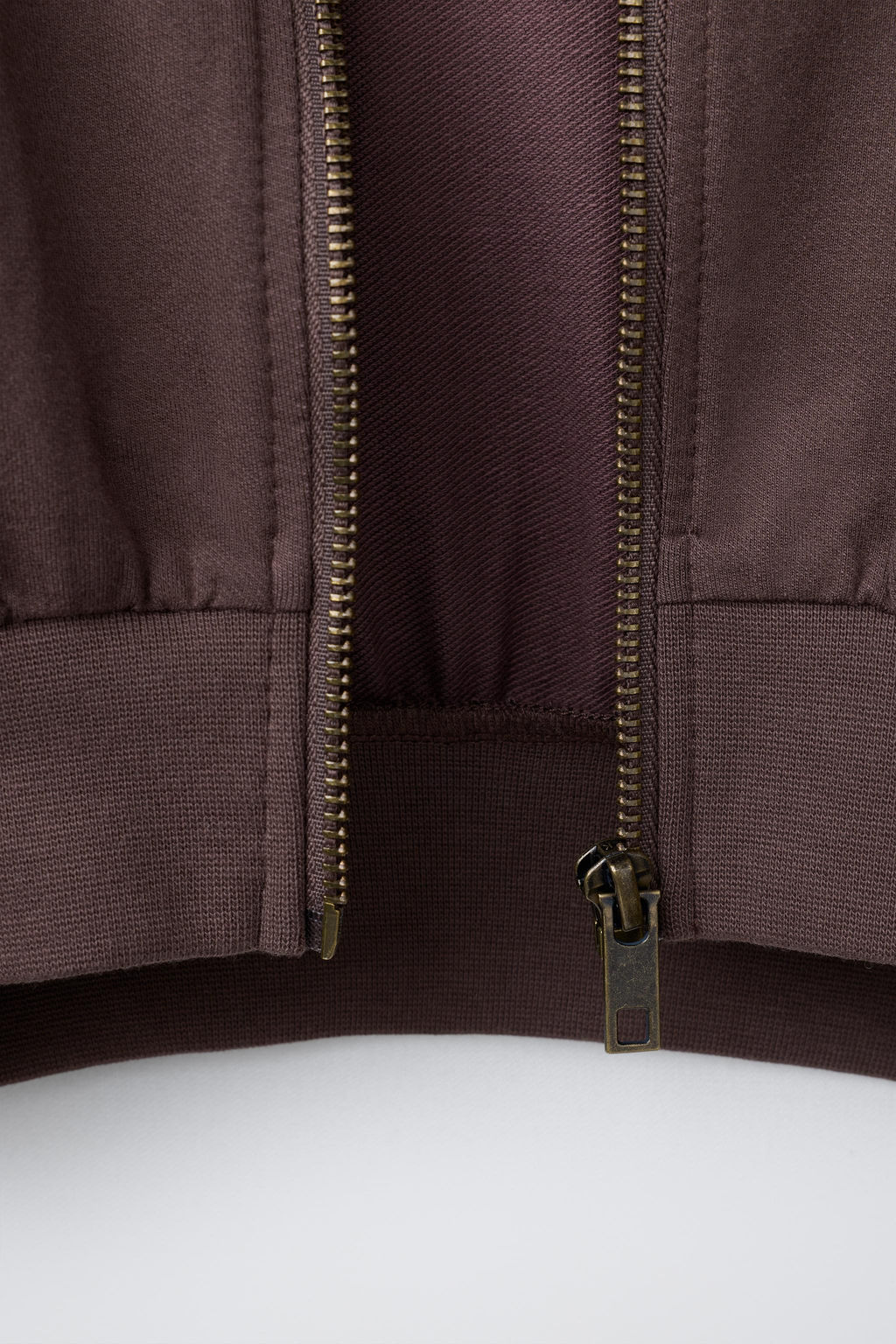 SUDADERA CAPUCHA TEXRO RELIEVE / Marr?n - Zara фото 4