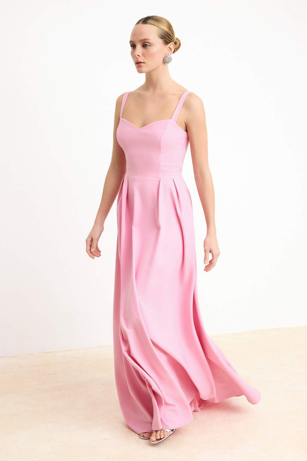 Ac?k Pembe Duz A Kesim Fiyonklu Dokuma Finike Maxi Abiye & Mezuniyet Elbisesi