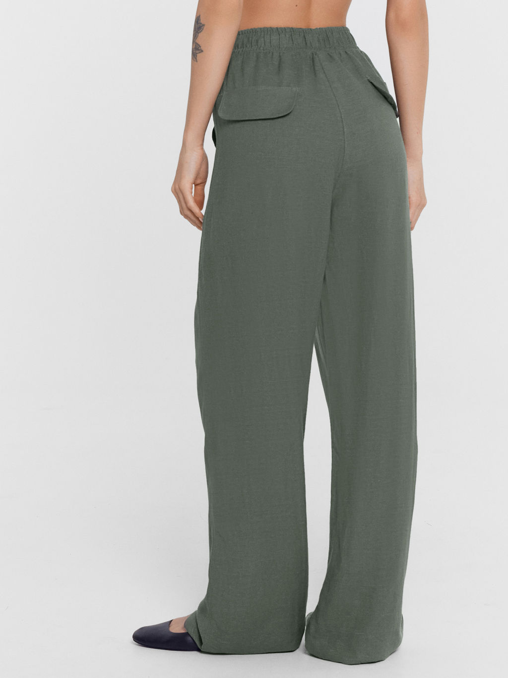 Брюки женские в сером цвете