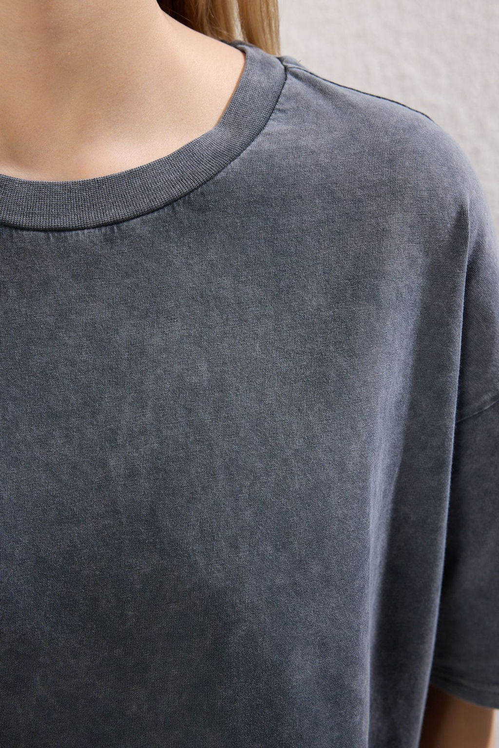 Antrasit*001 %100 Kal?n Pamuklu Premium Oversize/Genis Kal?p Orme T-Shirt TWOSS23TS00040