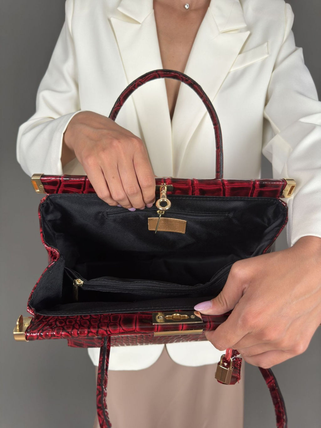 Сумка женская из телячьей кожи