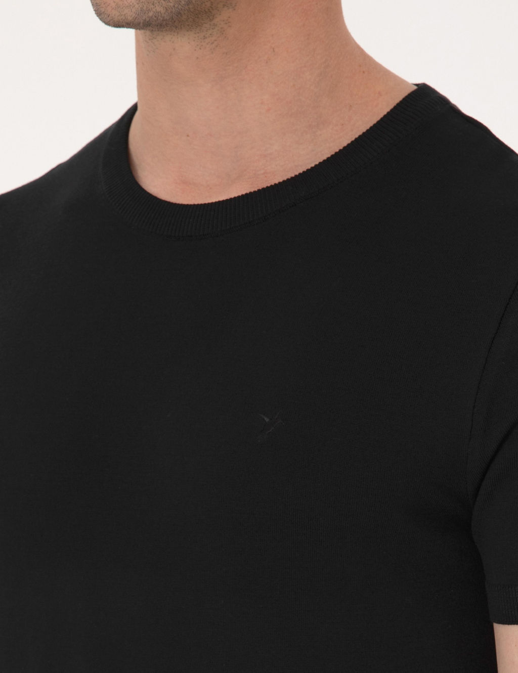 Siyah Slim Fit Bisiklet Yaka Triko T-shirt