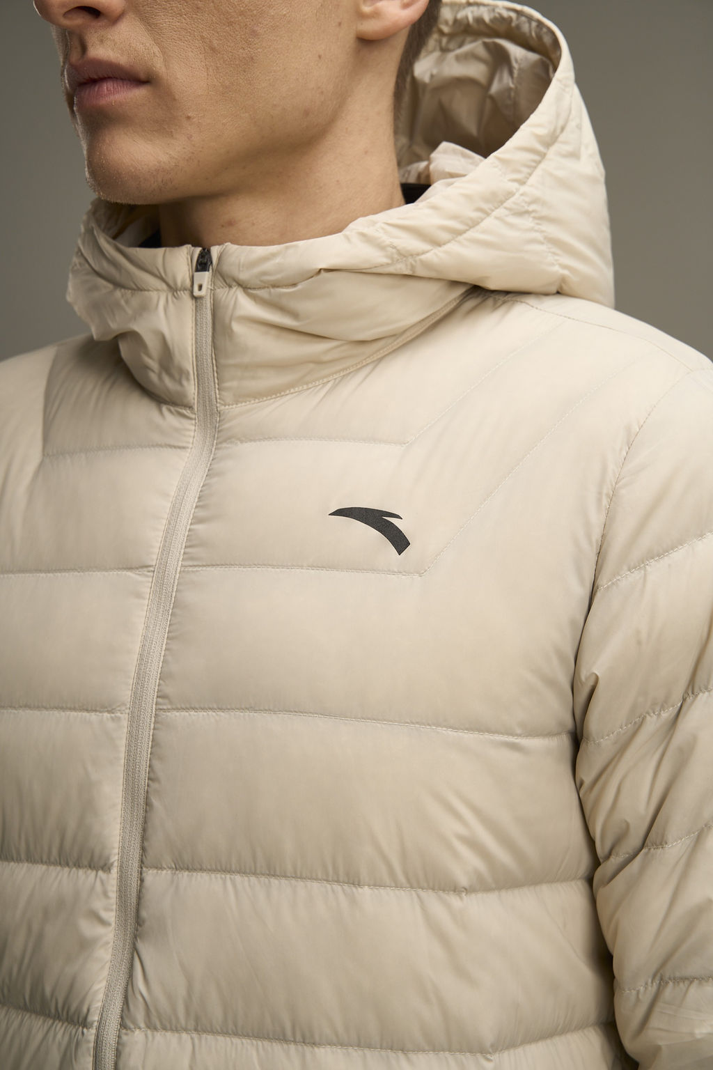 Пуховик легкий Серый - Anta фото 9