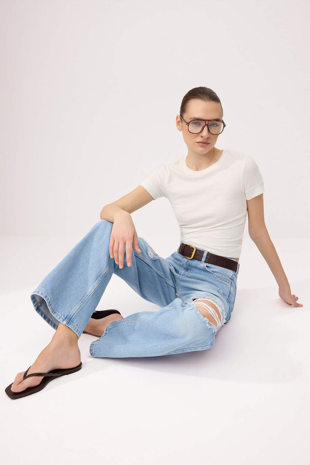 Mavi Y?rt?k Detayl? Yuksek Bel Wide Leg Jeans TWOSS26JE00264 - Trendyolmilla фото 3