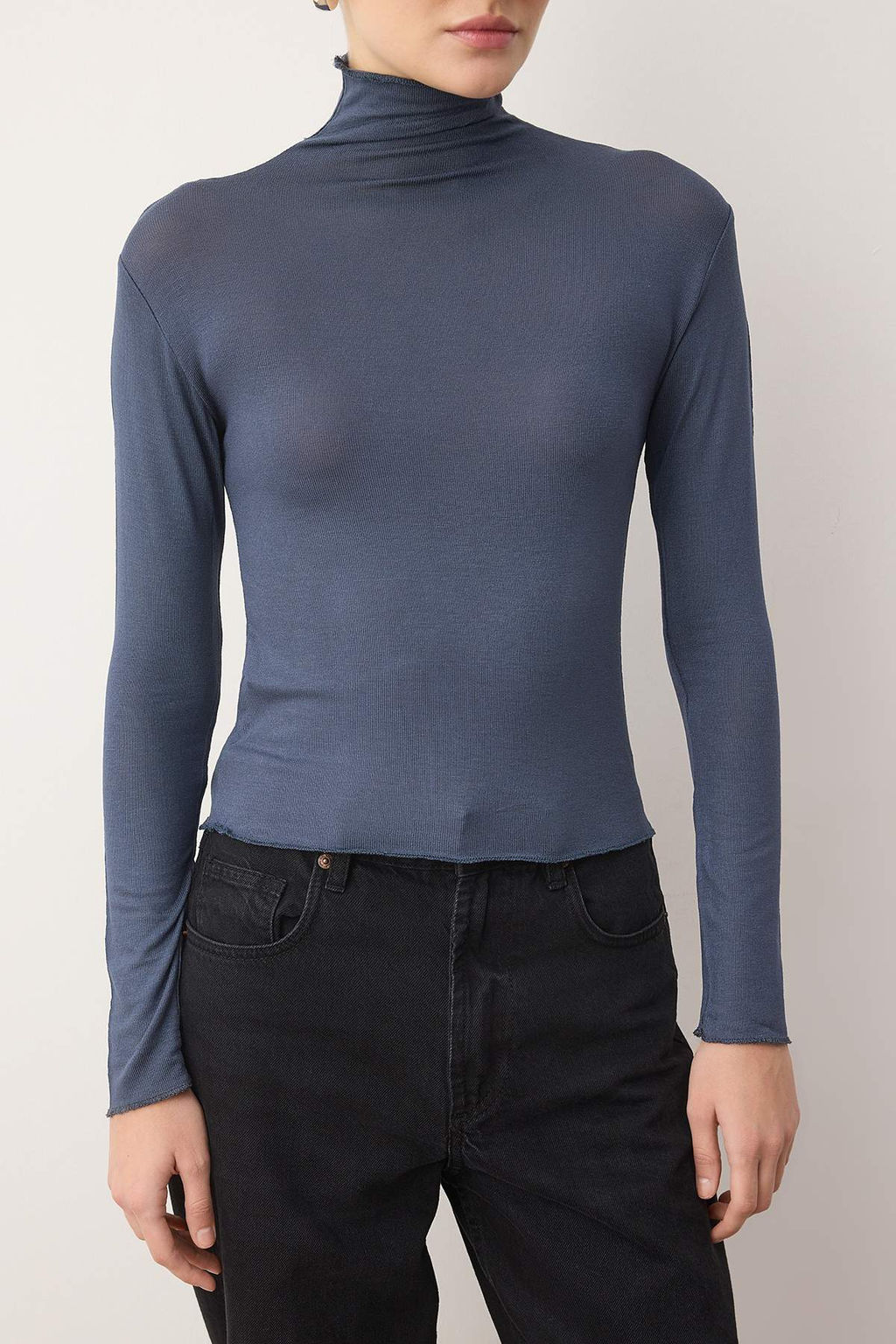 Antrasit Transparan Dik Yaka Esnek Normal Boy Orme Bluz TWOAW26BZ00266