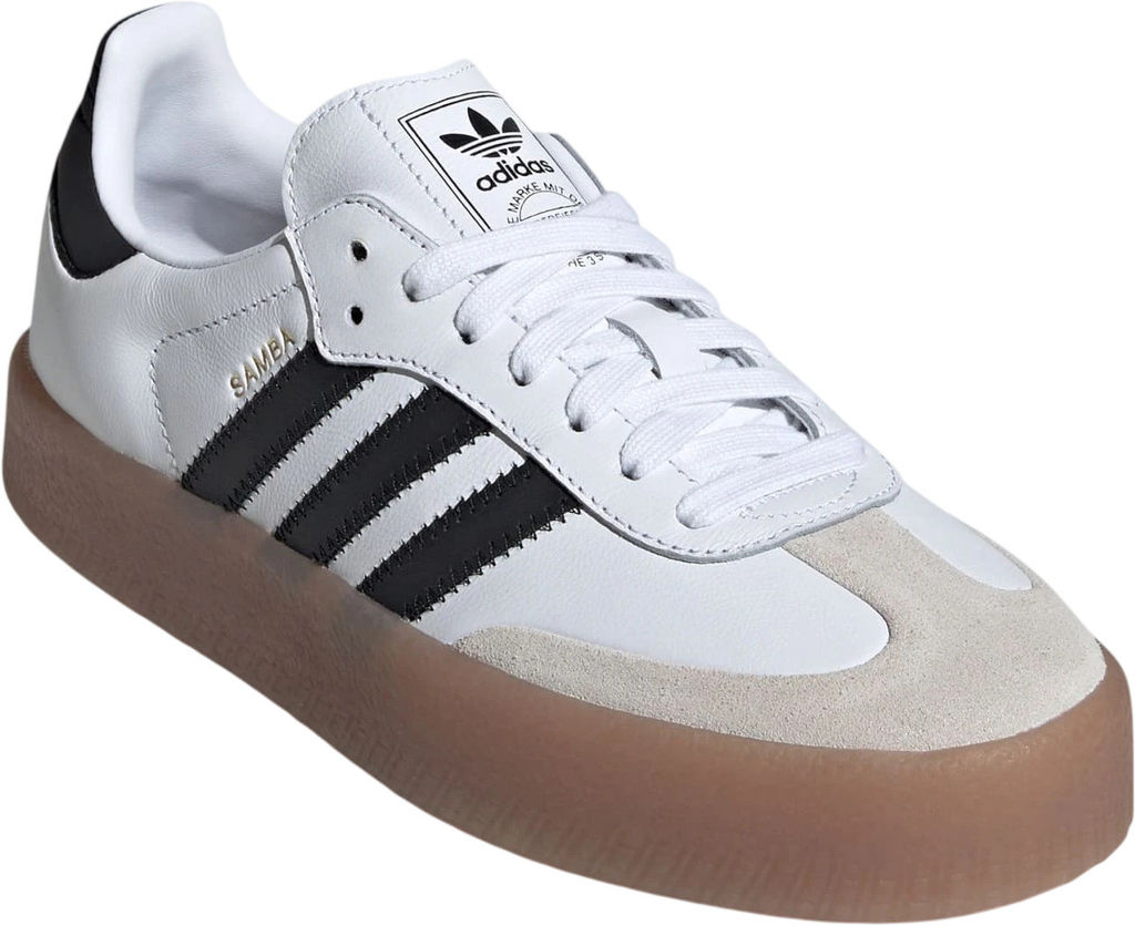 Кроссовки женские