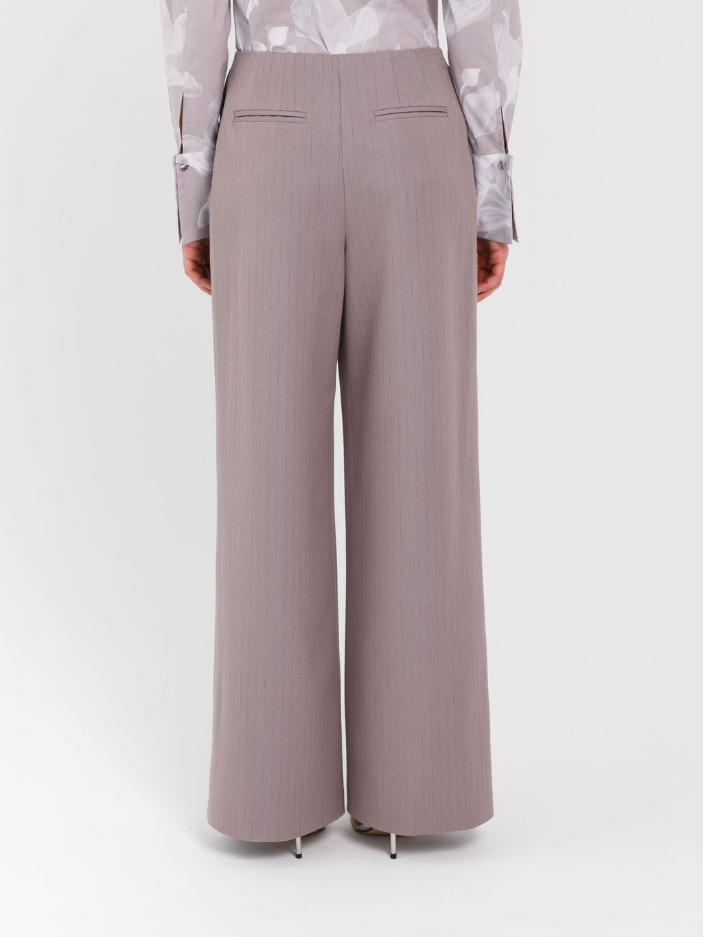 Брюки в полоску