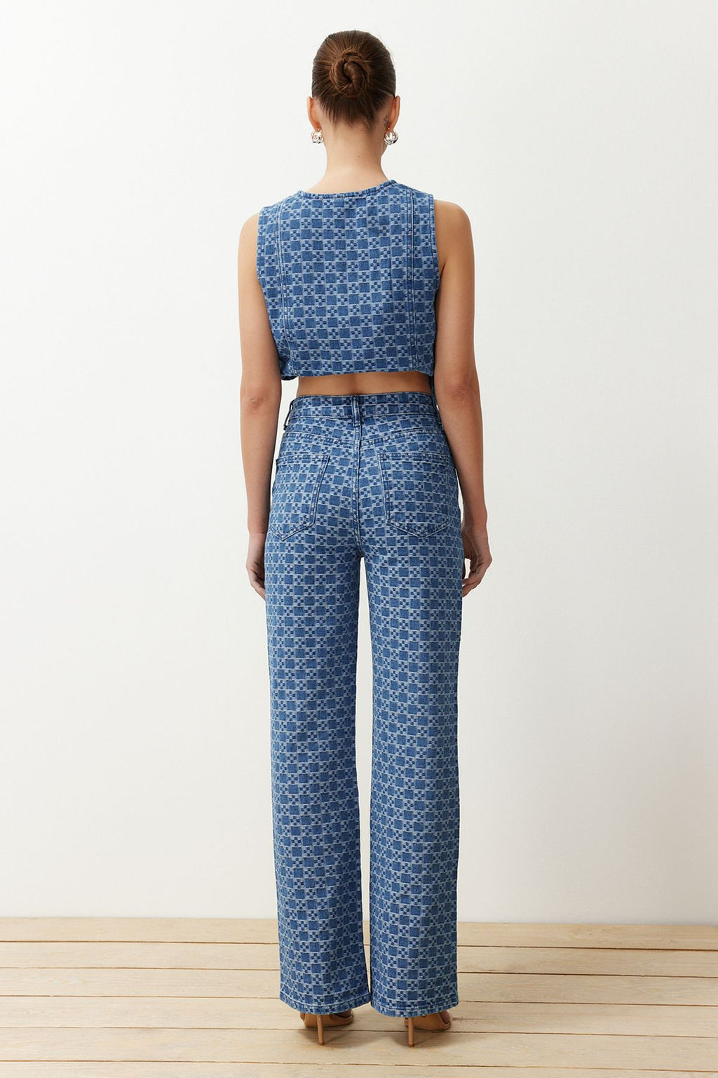 Siyah Desenli Yuksek Bel Wide Leg Jeans TWOSS24JE00278 - Trendyolmilla фото 13