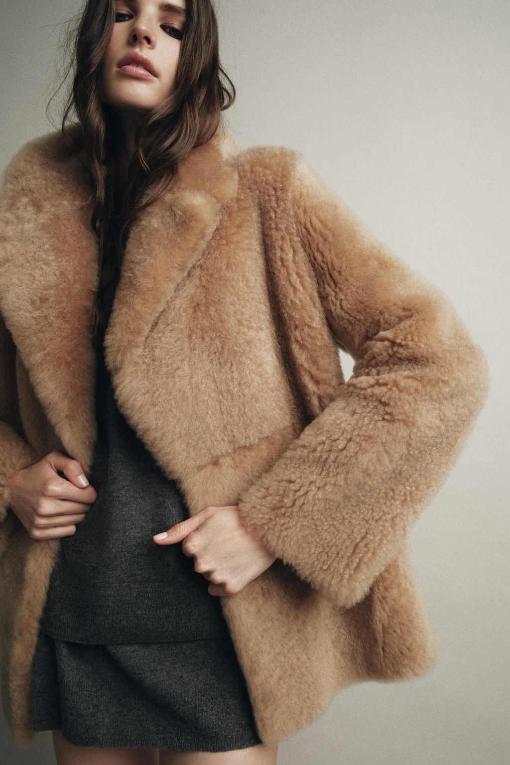 LEATHER COAT WITH SHEEPSKIN ZW COLLECTION - Zara фото 9