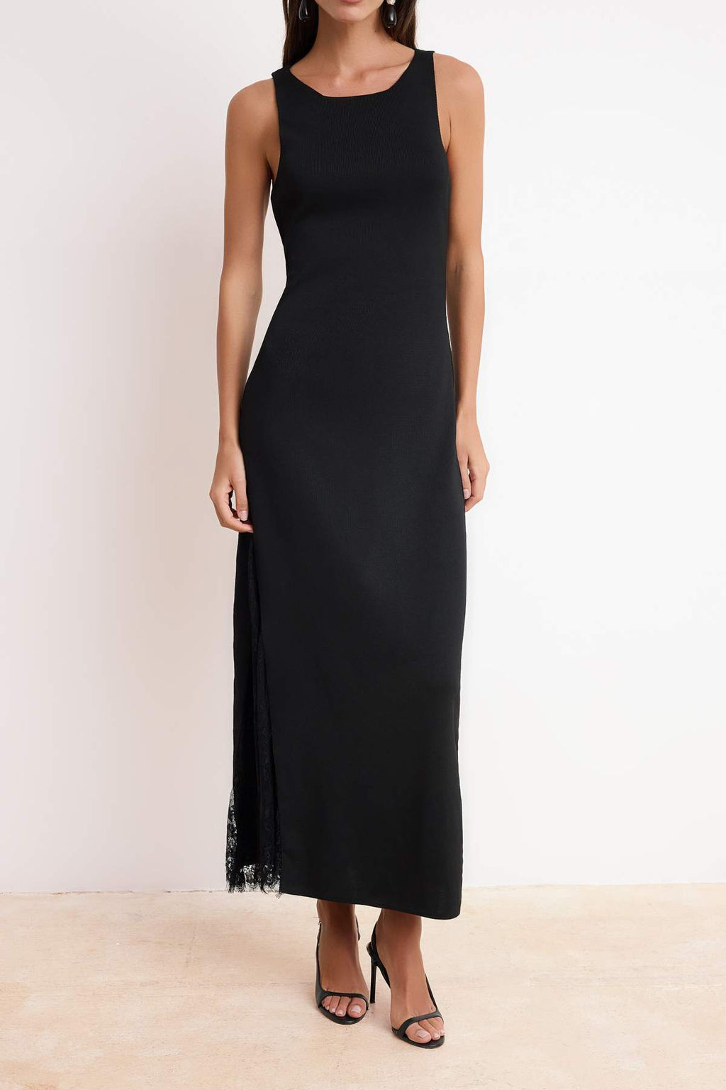 Siyah Duz Maxi Bisiklet Yaka Maxi Vucudu Saran Dantel Detayl? Triko Elbise TWOSS26EL00178 - Trendyolmilla фото 3