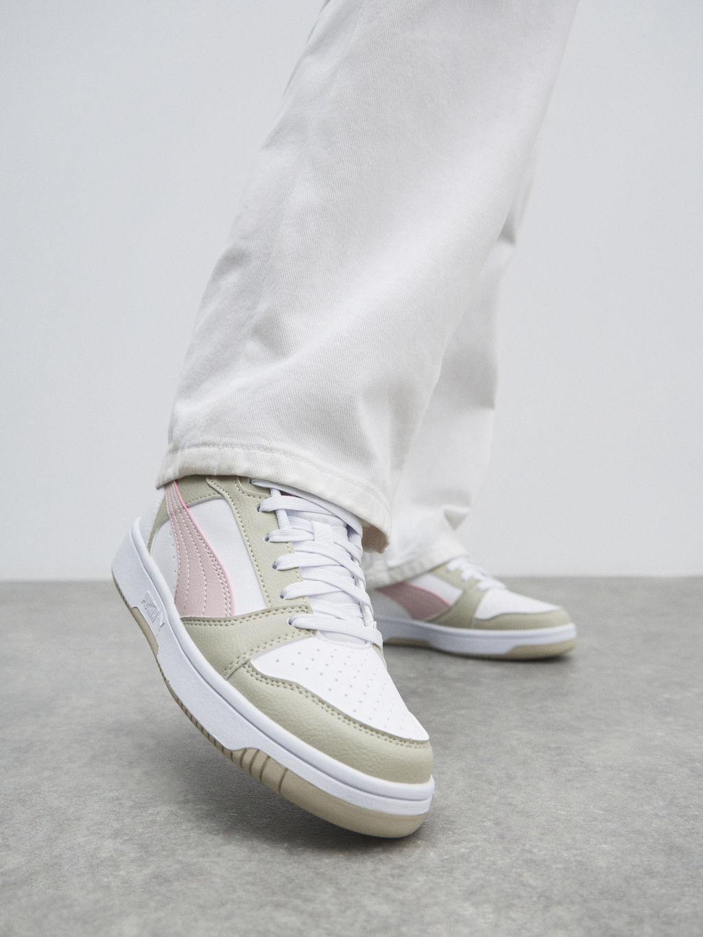 Детские кеды PUMA Puma Rebound V6 Lo Jr Артикул 4587291, бежевый