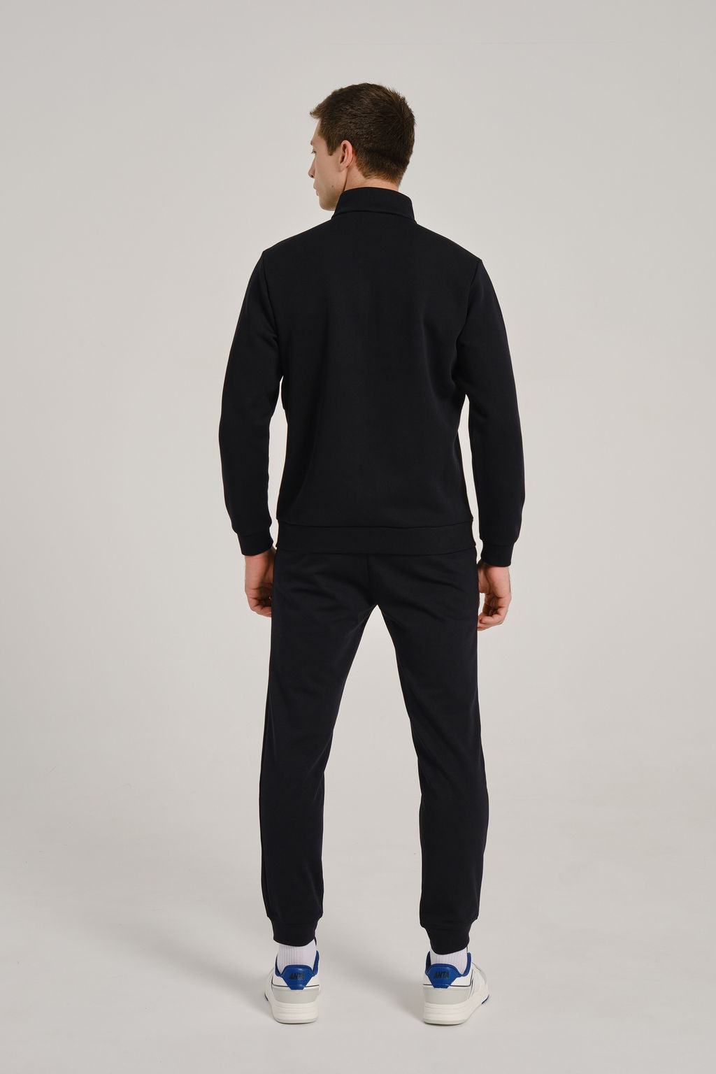 Брюки трикотажные Черный TRN ESSENTIAL Knit Track Pants - Anta фото 5