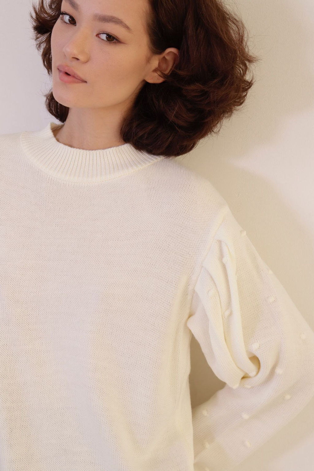 10670 Джемпер-туника с объёмными рукавами белый - Martichelli фото 4