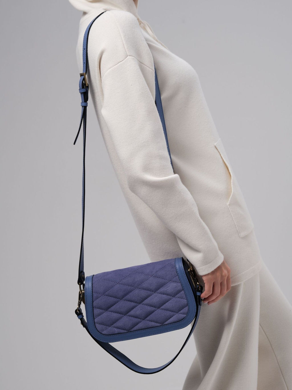 Сумка замшевая Deboro 30791 сиреневый закат