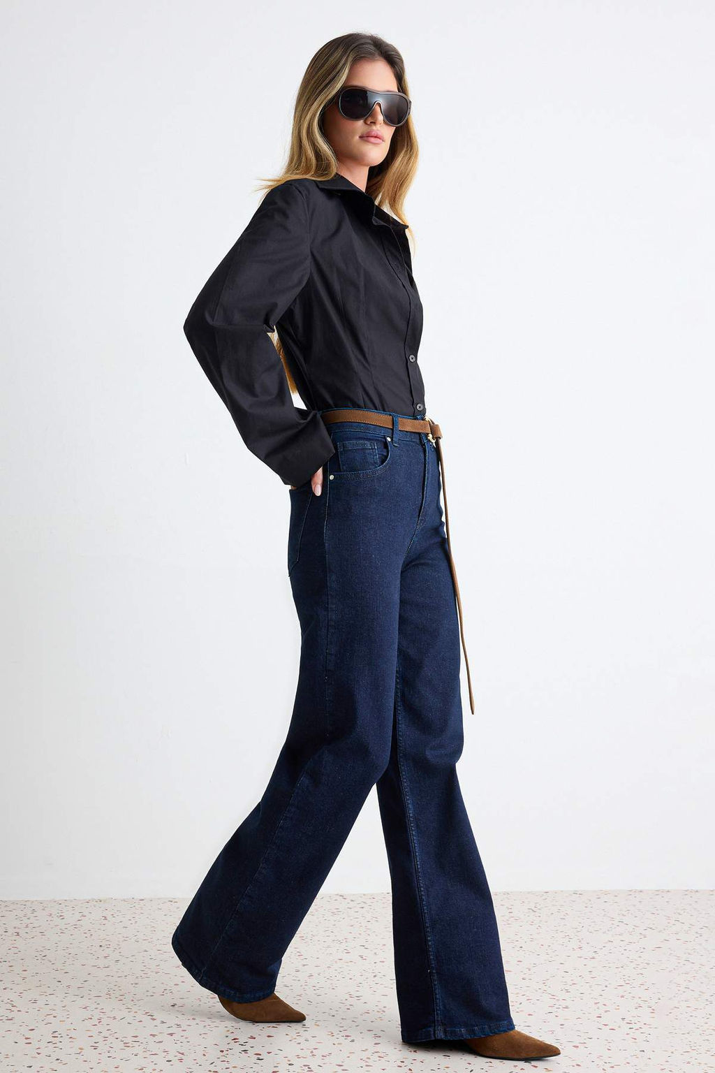 Koyu Mavi Az Esnek Y_ksek Bel Wide Leg Geni_ Pa_a Jeans TWOAW27JE00100 - Trendyolmilla фото 2