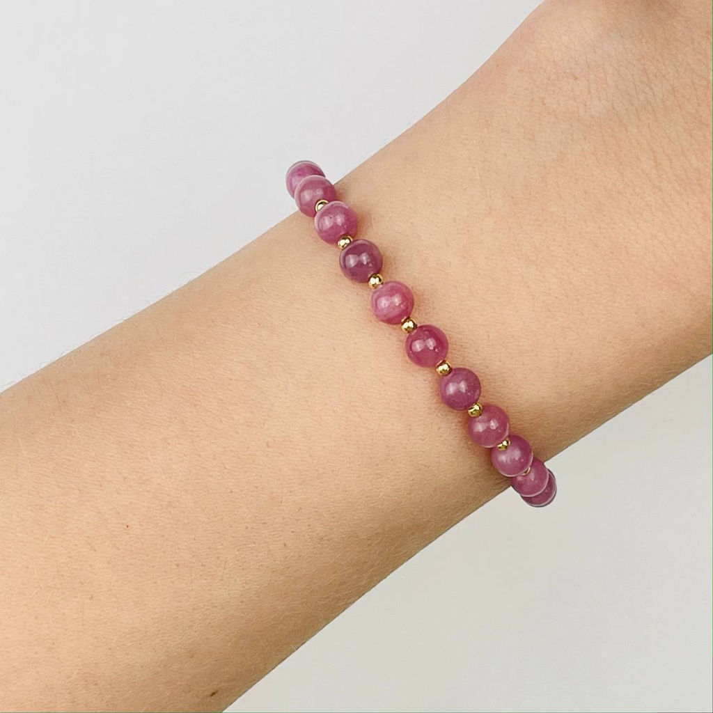 Браслет регулируемый из Рубина от 16 см