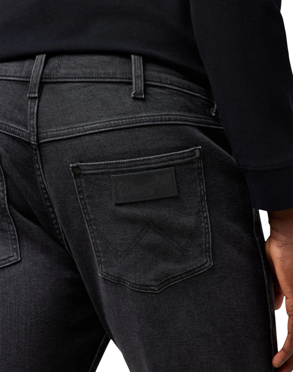 Джинсы мужские