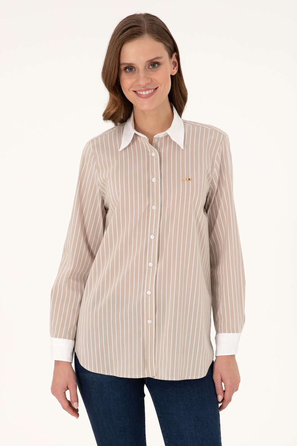 Женская рубашка песочного цвета с длинным рукавом Неожиданная скидка в корзине