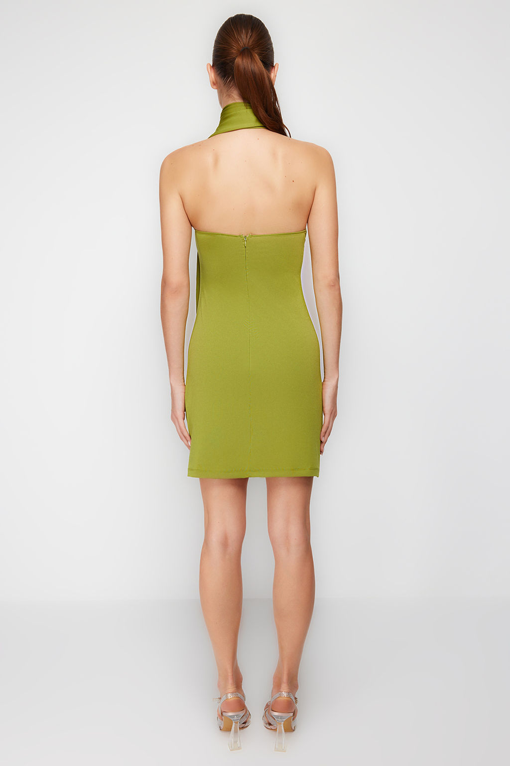 TRENDYOLMILLA Yag Yesil Vucuda Oturan Gul Detayl? Orme K?sa S?k Abiye Elbise TPRSS24EL00095  фото 7