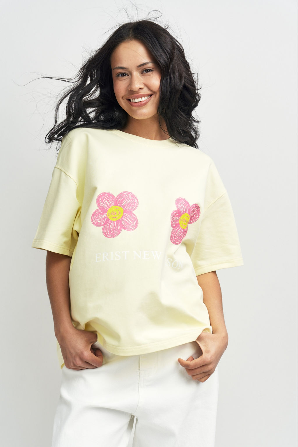 Футболка с цветочками Желтый