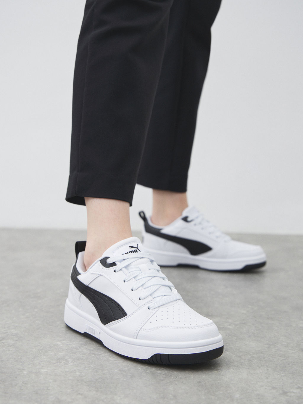 Детские кеды PUMA Puma Rebound V6 Lo Jr Артикул 4587249, белый