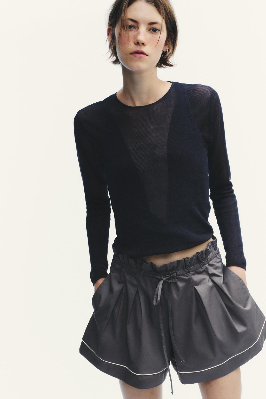 PIPING DETAIL VOLUME SHORTS - Zara фото 2