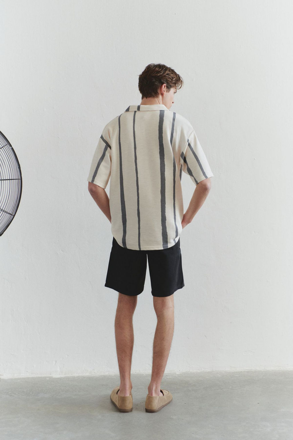 TRENDYOL MAN Limited Edition Erkek Siyah Gabardin Brit Kapamal? Yan Cep Detayl? Sort & Bermuda TMNSS25SR00026 - Trendyolmilla фото 2