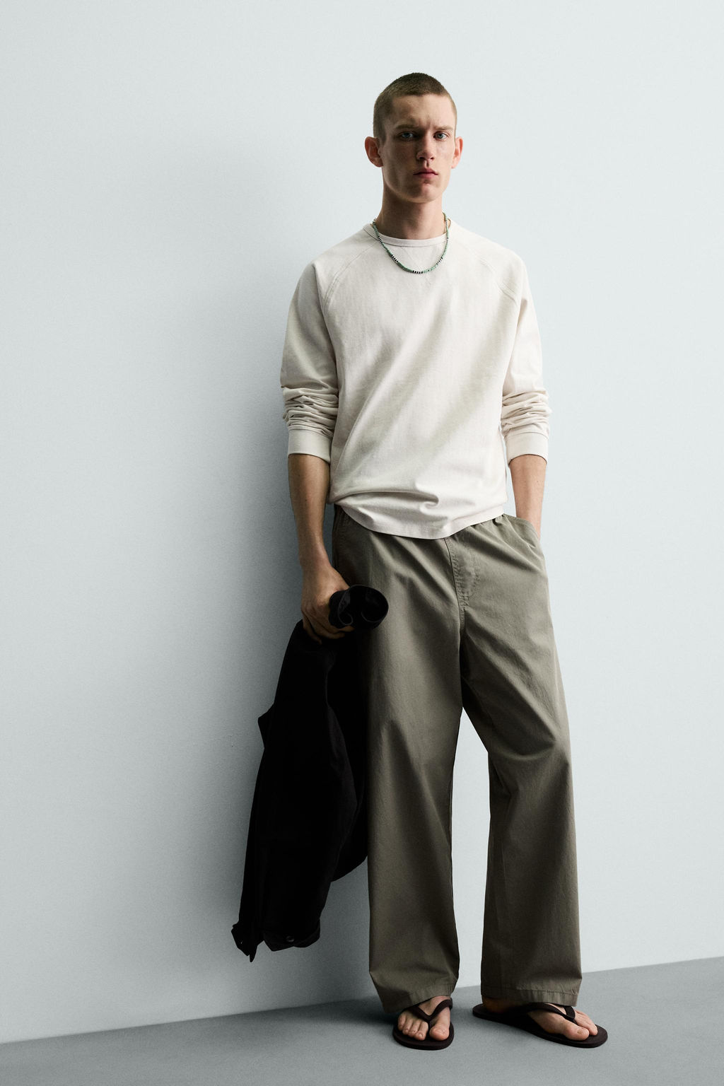 PANTAL?N RELAXED FIT ALGOD?N / Khaki claro - Zara фото 5