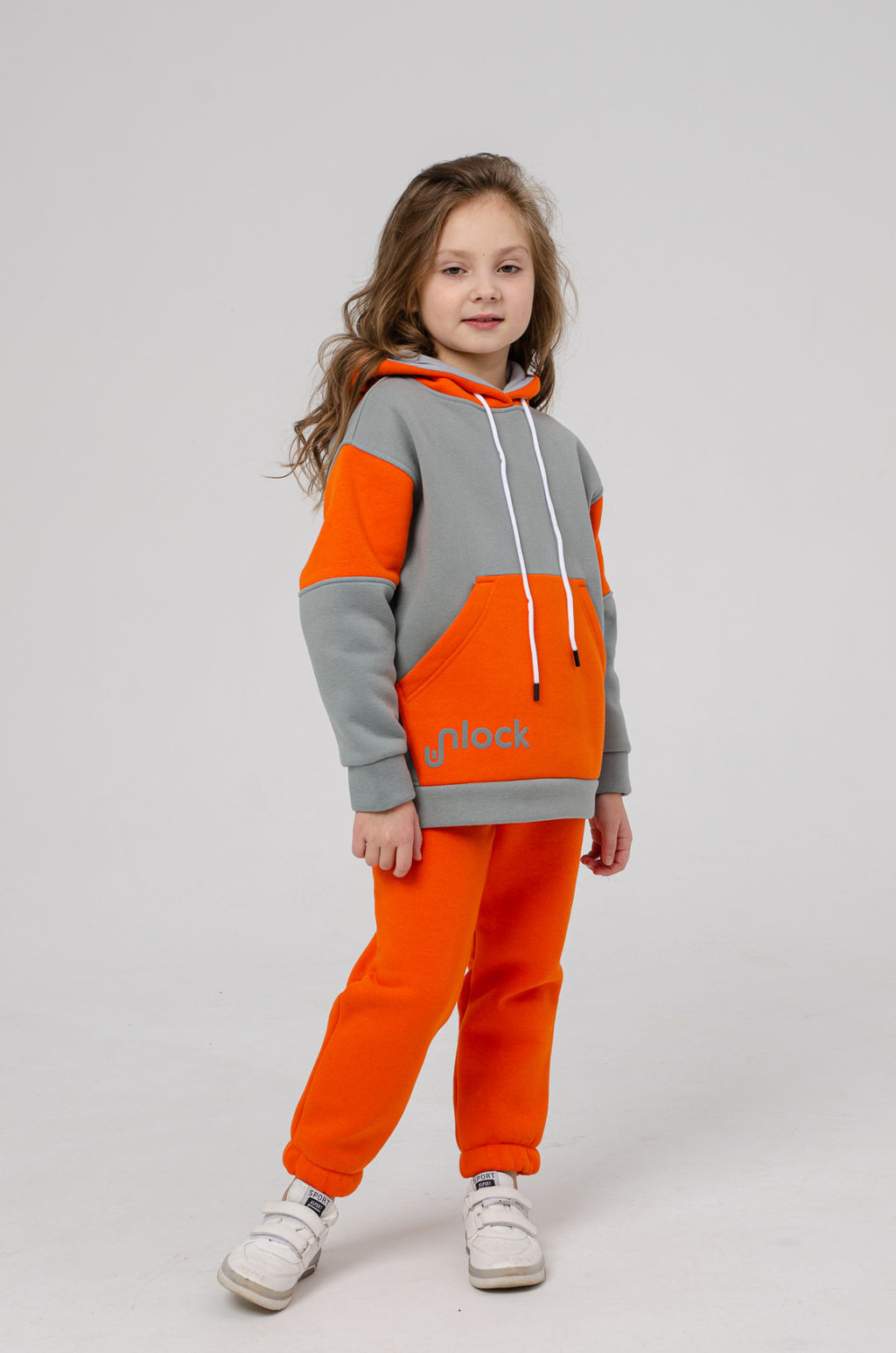 886Д Костюм детский "Серый/оранжевый"