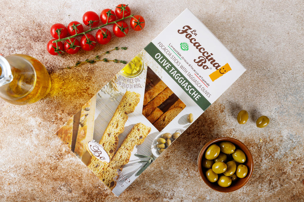 Фокачча Grissinificio Bo с оливками Таджаска ручной работы Vegan 100 г, коробка, Италия