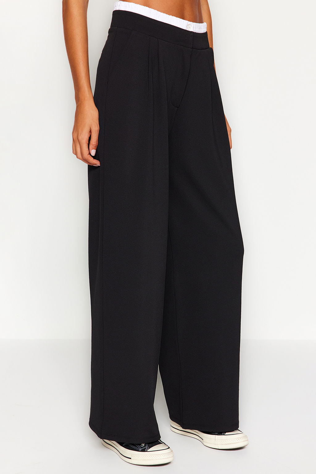 Siyah Wide Leg Boxer Kemer Detayl_ _rme Pantolon TWOAW24PL00360 - Trendyolmilla фото 4