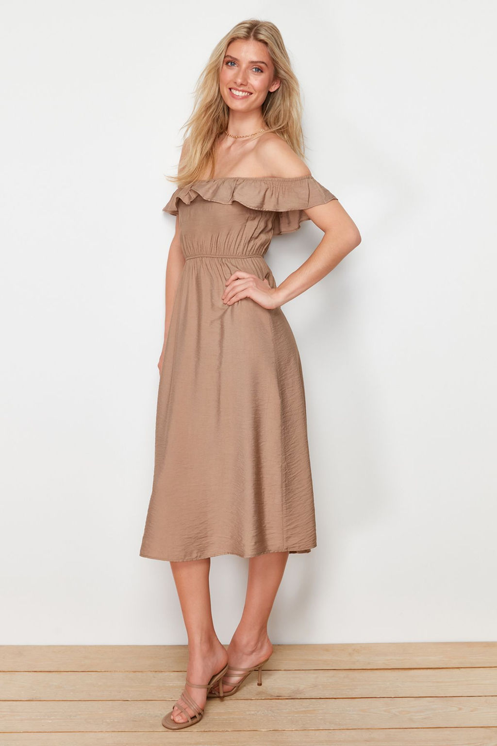 Vizon Duz Kesim Carmen Yaka Keten Gorunumlu Maxi Dokuma Elbise TWOSS24EL00691 - Trendyolmilla фото 3