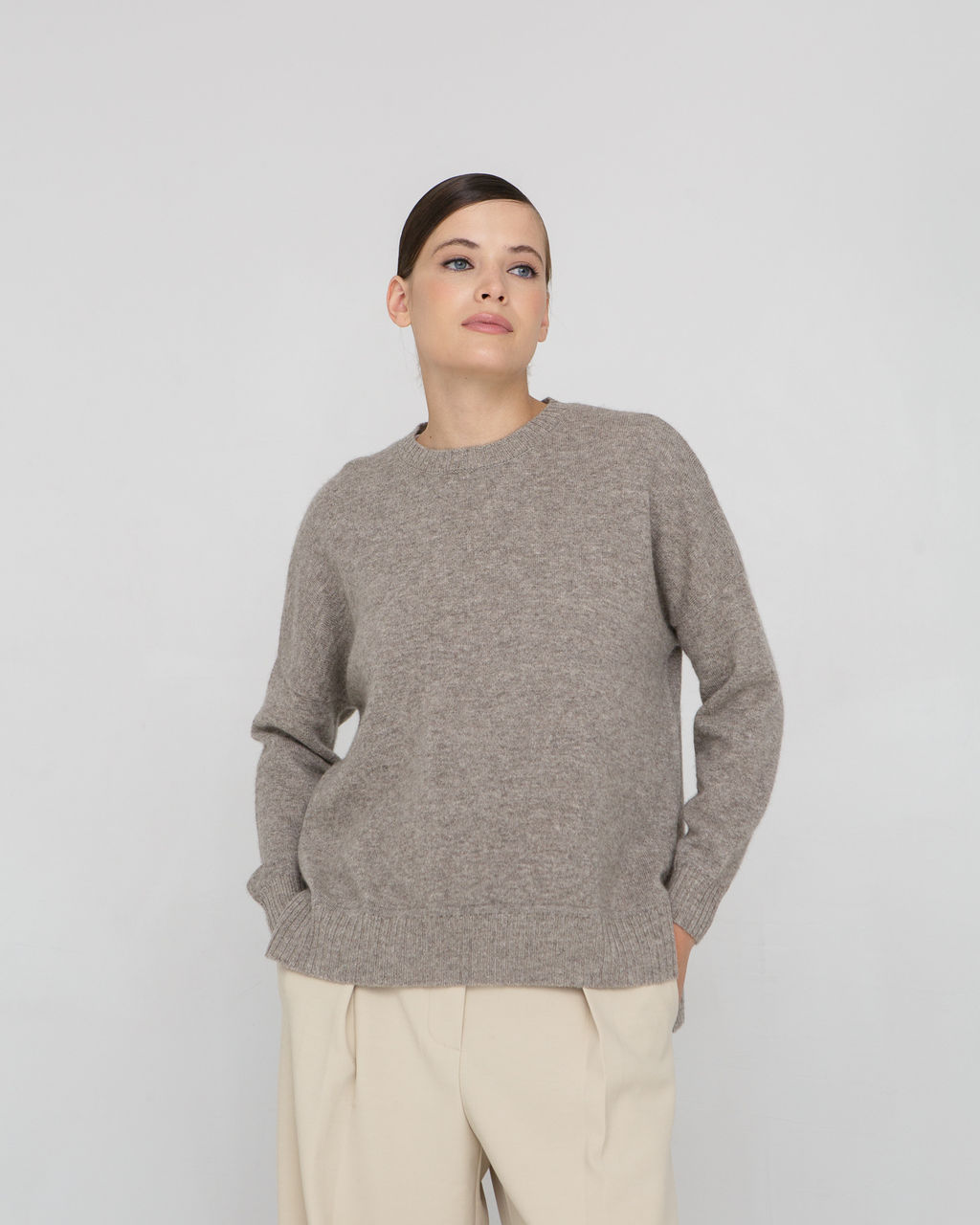 Джемпер из пуха яка 01127 серый